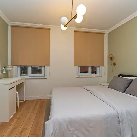 Family 4 Bedrooms House Stylish & New Istanbul