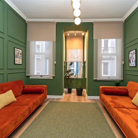 Family 4 Bedrooms House Stylish & New Istanbul