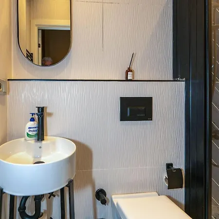 Family 4 Bedrooms House Stylish & New * Istanbul