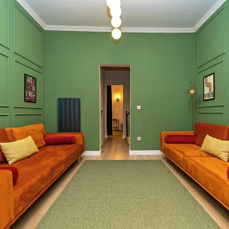 Family 4 Bedrooms House Stylish & New Istanbul