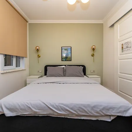 Family 4 Bedrooms House Stylish & New Istanbul